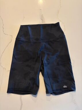 Dark Camo ALO Bike Shorts